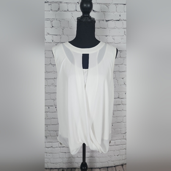 41 Hawthorn Clearwater White Mixed Material Surplice Blouse Large - Picture 6 of 8